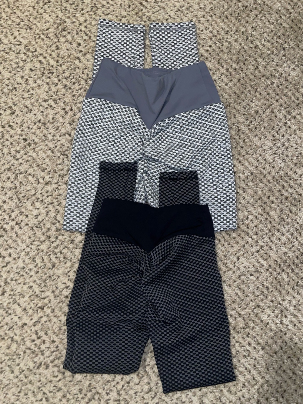 Bundle of 2 Scrunch Butt Leggings